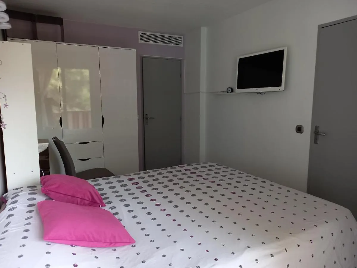 בית אירוח מאנדליה-לה-נאפול Chambre D'Hote Residence Les Trois Rivieres